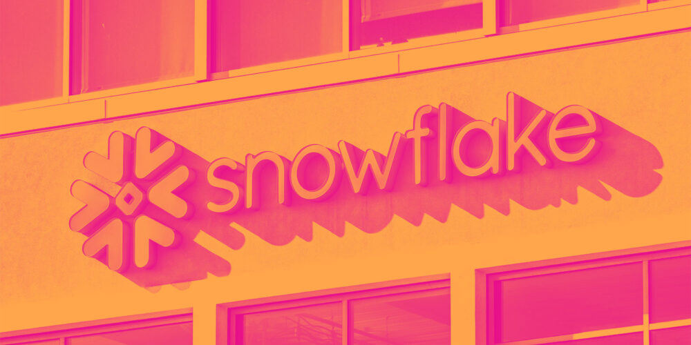 Why Are Snowflake (SNOW) Shares Soaring Today Cover Image
